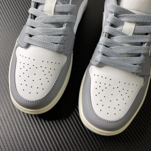Air Jordan 1 Low “Vintage Grey” - Imagem 8