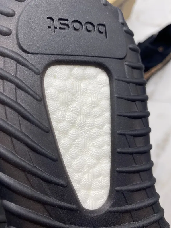 Yeezy Boost 350 V2 "Copper" - Imagem 6