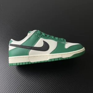 Nike Dunk Low SE “Lottery Pack Malachite Green”