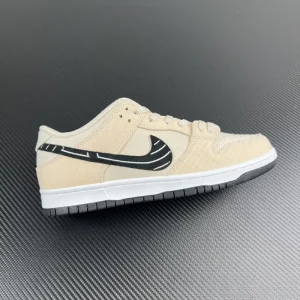 Nike SB Dunk Low "Albino & Preto – Pearl White"