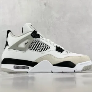Air Jordan 4 "Military Black"