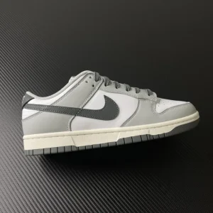 Nike Dunk Low "Light Smoke Grey"