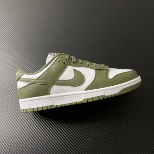 Nike Dunk Low "Medium Olive"