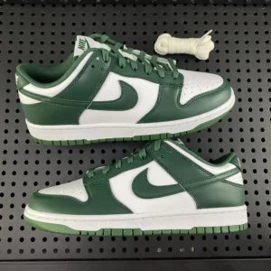 Nike Dunk Low "Michigan State"