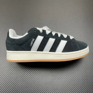 Campus 00s "Core Black Gum"