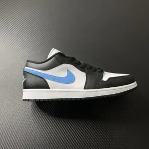 Air Jordan 1 Low ''Black University Blue''